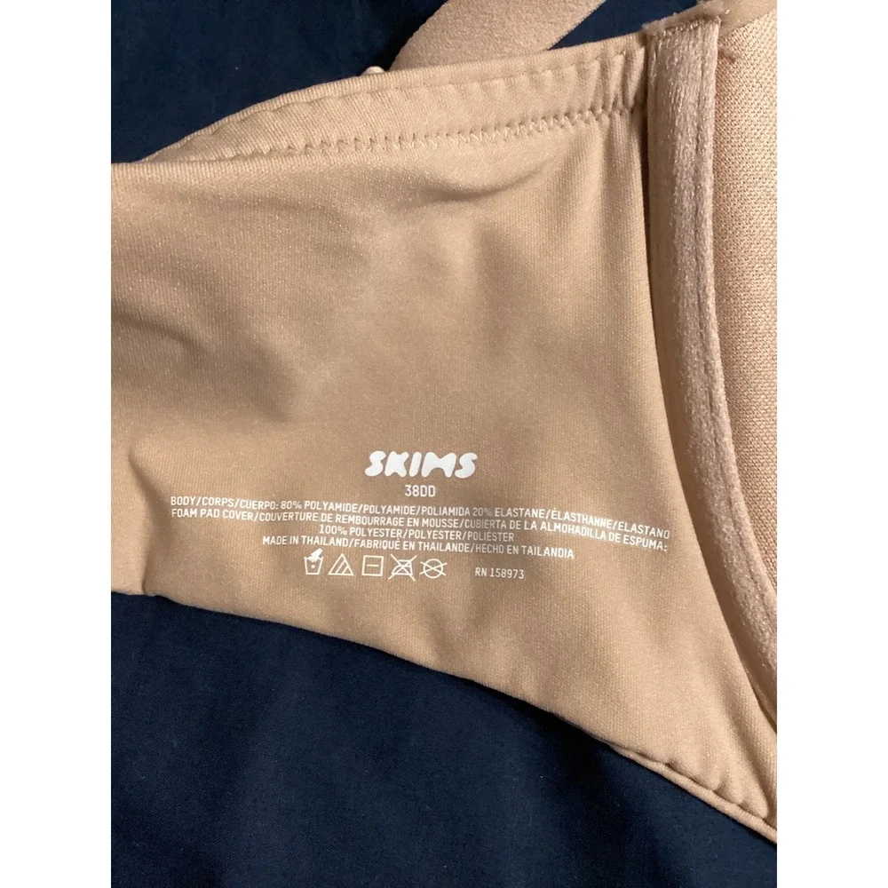 SKIMS Fits Everybody Push Up Demi Bra Clay Beige BR-UWR-2295 38DD NWT - Picture 3 of 5
